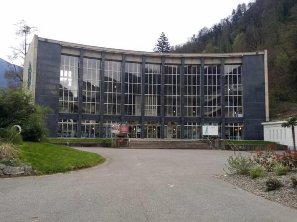Appartement T2 4 Personnes Wifi Et Climatisation Bagnères-de-Luchon المظهر الخارجي الصورة