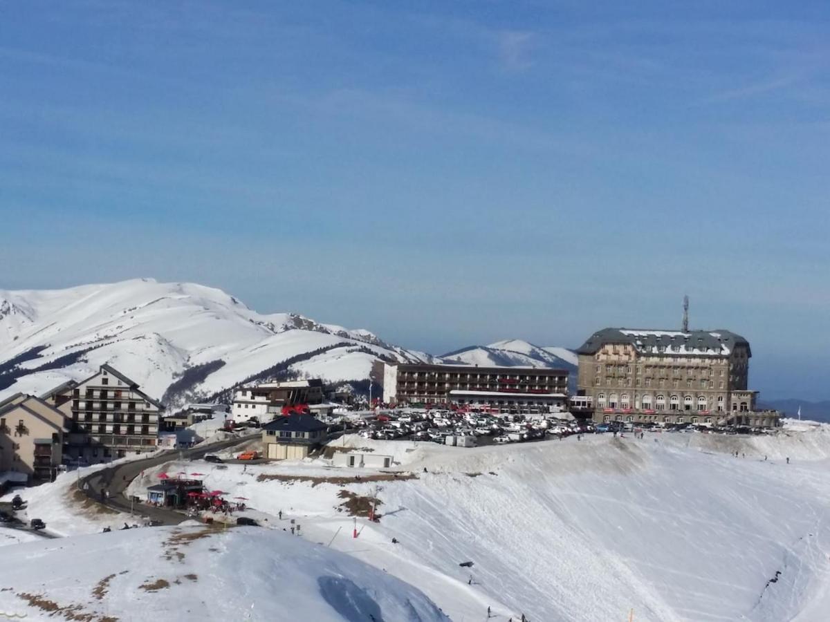 Appartement T2 4 Personnes Wifi Et Climatisation Bagnères-de-Luchon المظهر الخارجي الصورة